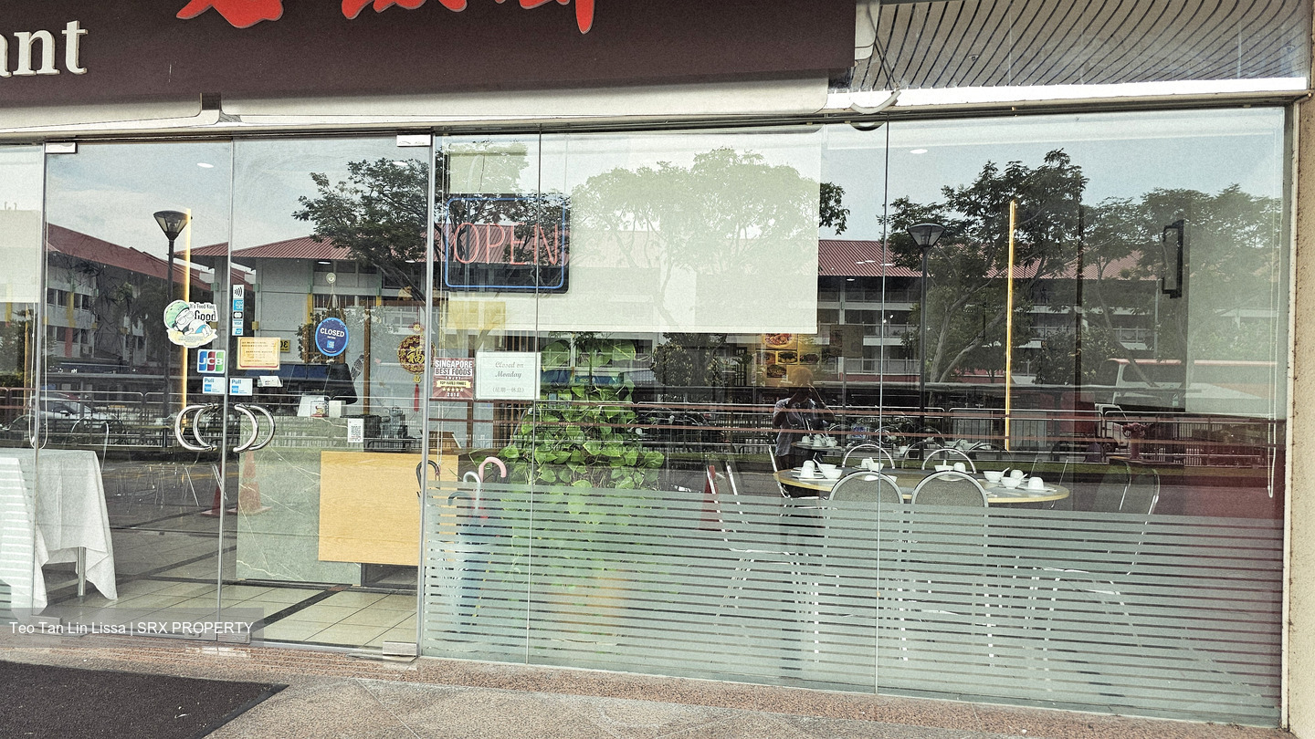Automobile Megamart (D14), Retail #557808021